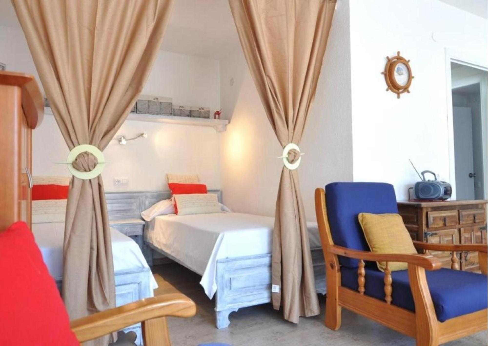 Rnet - Rhc 3603 Roses Holiday Center Luaran gambar